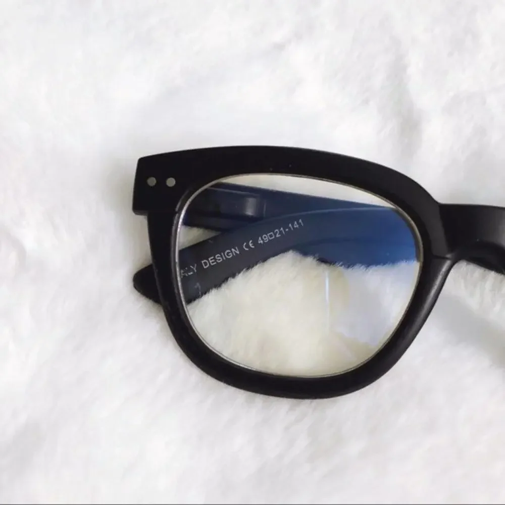 Stylens horn rimmed